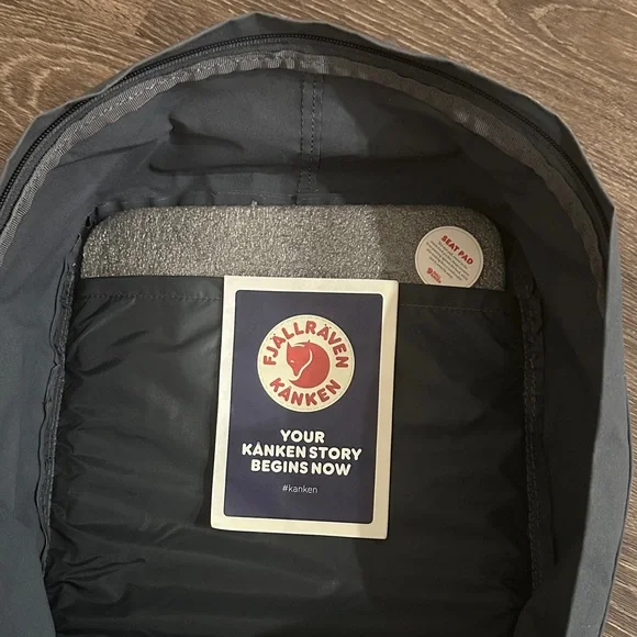 Fjallraven Kånken Dark Gray Backpack - Picture 3 of 4